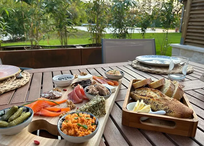 Les Noyers De Gaudelle Saint-Sozy