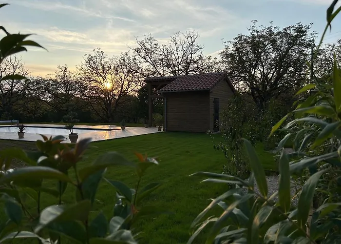 Les Noyers De Gaudelle * Saint-Sozy