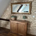 Les Noyers De Gaudelle בית נופש