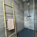 Les Noyers De Gaudelle בית נופש