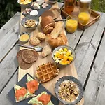 Les Noyers De Gaudelle * Saint-Sozy