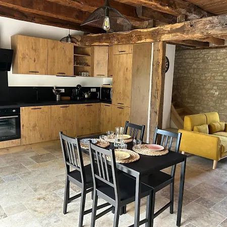 Les Noyers De Gaudelle Saint-Sozy